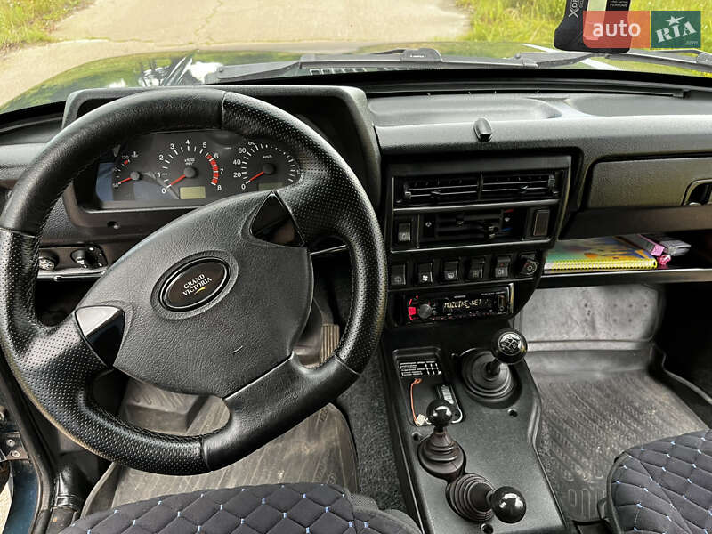 Позашляховик / Кросовер ВАЗ / Lada 21214 / 4x4 2015 в Чернігові