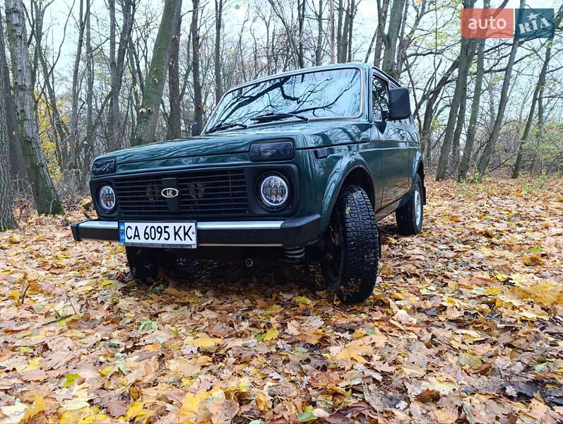 Позашляховик / Кросовер ВАЗ / Lada 21214 / 4x4 2008 в Умані