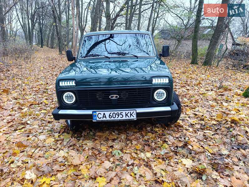 Позашляховик / Кросовер ВАЗ / Lada 21214 / 4x4 2008 в Умані