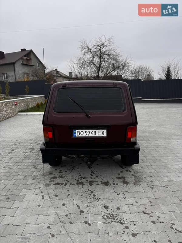 Внедорожник / Кроссовер ВАЗ / Lada 21214 / 4x4 2014 в Подволочиске