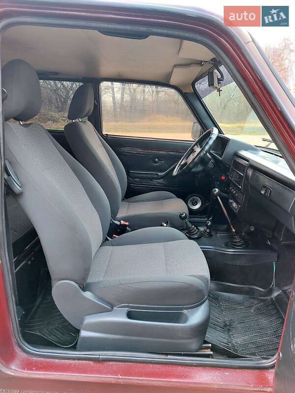 Позашляховик / Кросовер ВАЗ / Lada 21214 / 4x4 2006 в Тростянці