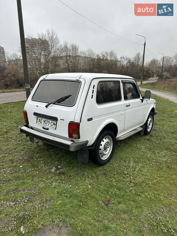 Внедорожник / Кроссовер ВАЗ / Lada 21214 / 4x4 2008 в Каменском фото 4 Внедорожник / Кроссовер ВАЗ / Lada 21214 / 4x4 2008 в Каменском
