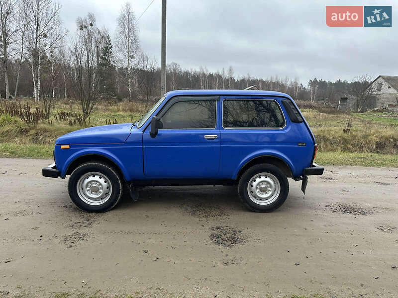 Внедорожник / Кроссовер ВАЗ / Lada 21214 / 4x4 2008 в Олевске