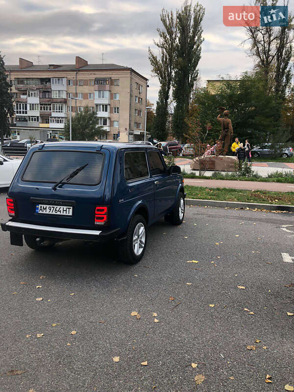 Внедорожник / Кроссовер ВАЗ / Lada 21214 / 4x4 2010 в Виннице