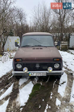 Позашляховик / Кросовер ВАЗ 21214 / 4x4 2008 в Коломиї