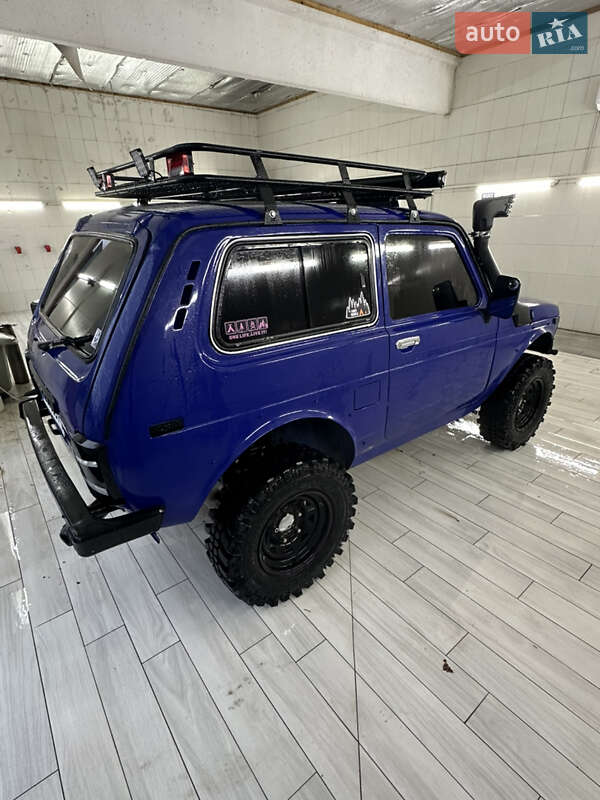 Внедорожник / Кроссовер ВАЗ / Lada 21214 / 4x4 2005 в Чугуеве