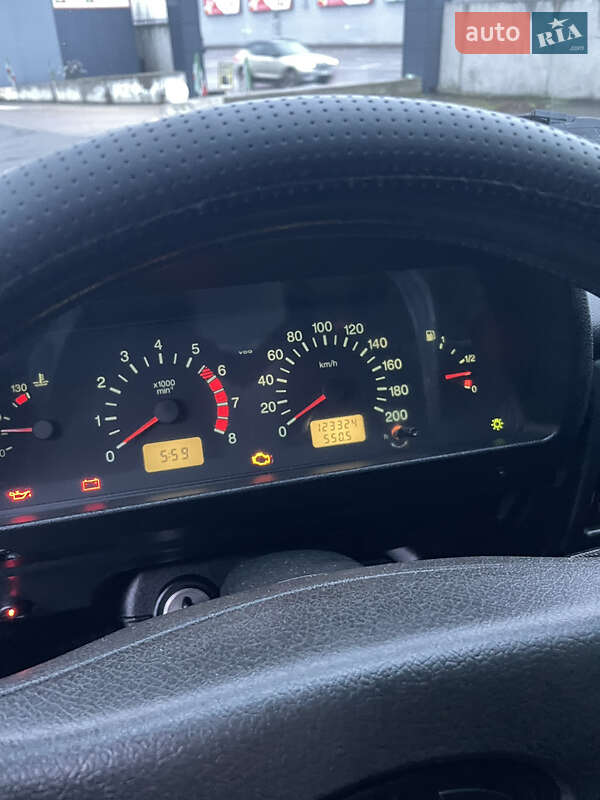 Внедорожник / Кроссовер ВАЗ / Lada 21214 / 4x4 2010 в Полтаве