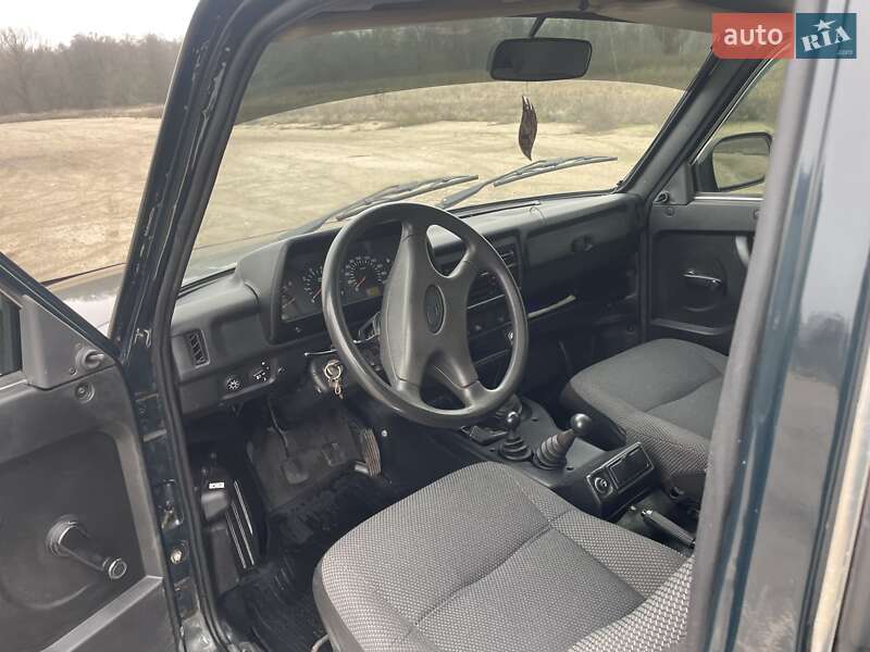 Внедорожник / Кроссовер ВАЗ / Lada 21214 / 4x4 2012 в Александровке