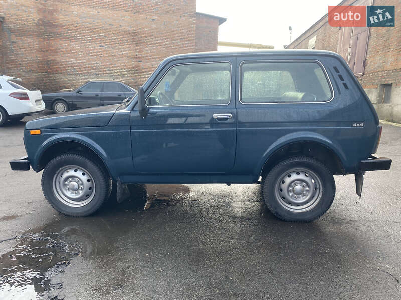 Внедорожник / Кроссовер ВАЗ / Lada 21214 / 4x4 2003 в Умани