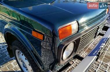 Позашляховик / Кросовер ВАЗ 21214 / 4x4 2011 в Хмільнику