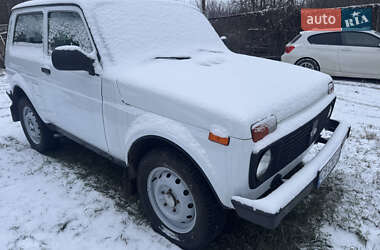 Позашляховик / Кросовер ВАЗ 21214 / 4x4 2015 в Черкасах