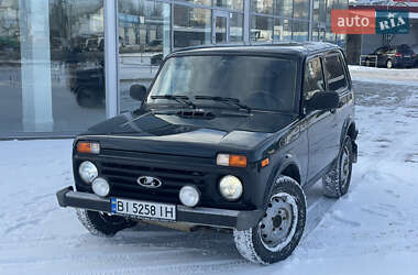 Внедорожник / Кроссовер ВАЗ 21214 / 4x4 2018 в Полтаве