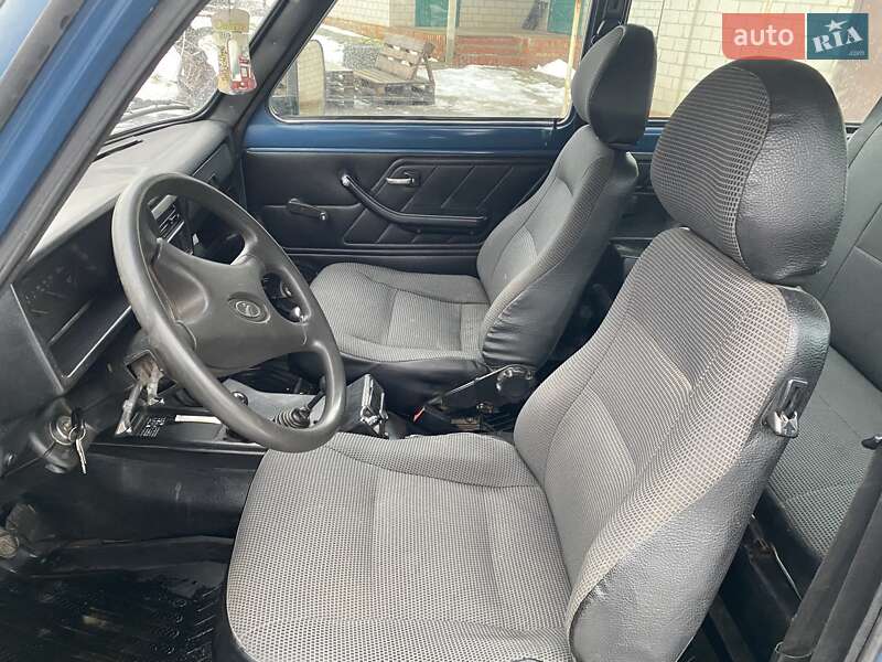 Внедорожник / Кроссовер ВАЗ / Lada 21214 / 4x4 2007 в Кобеляках фото 6 Внедорожник / Кроссовер ВАЗ / Lada 21214 / 4x4 2007 в Кобеляках