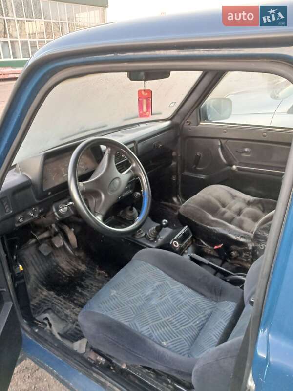 Позашляховик / Кросовер ВАЗ / Lada 21214 / 4x4 2013 в Золотоноші