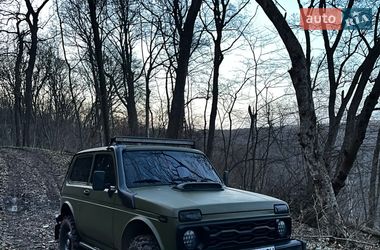 Позашляховик / Кросовер ВАЗ 21214 / 4x4 2008 в Бучачі