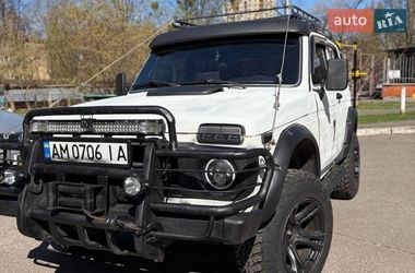 Внедорожник / Кроссовер ВАЗ 21214 / 4x4 2008 в Киеве