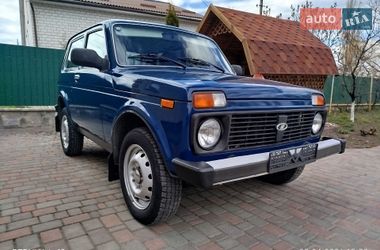 Позашляховик / Кросовер ВАЗ 21214 / 4x4 2013 в Хмільнику