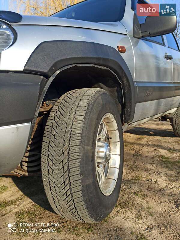 Внедорожник / Кроссовер ВАЗ / Lada 2123 Niva 2007 в Шаргороде