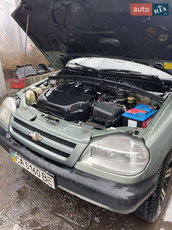 Внедорожник / Кроссовер ВАЗ / Lada 2123 Niva 2007 в Черкассах