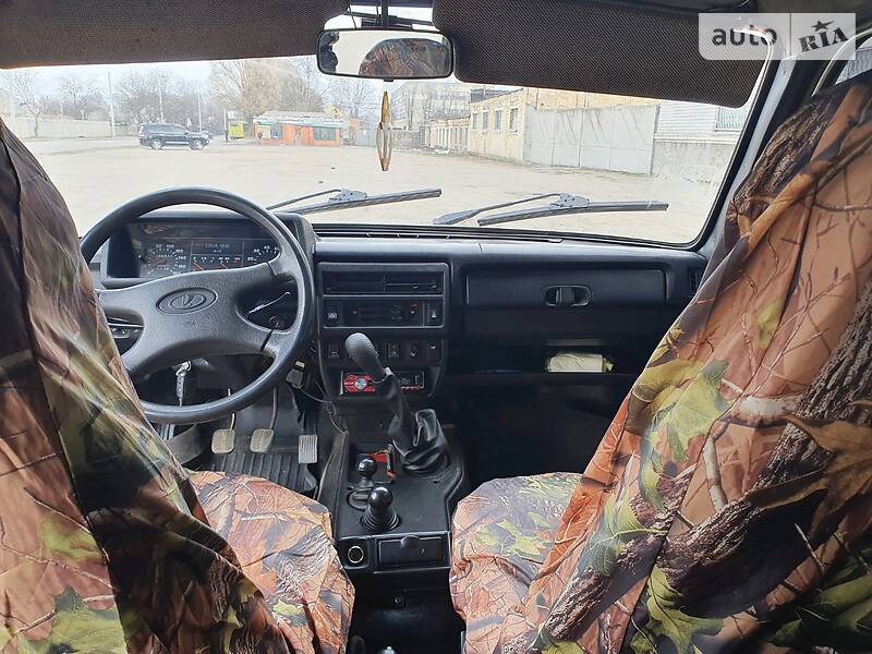 Позашляховик / Кросовер ВАЗ / Lada 2131 Нива 2000 в Дніпрі
