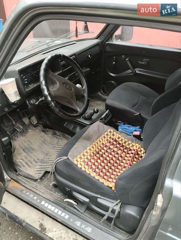 Внедорожник / Кроссовер ВАЗ / Lada 2131 Нива 2005 в Валках