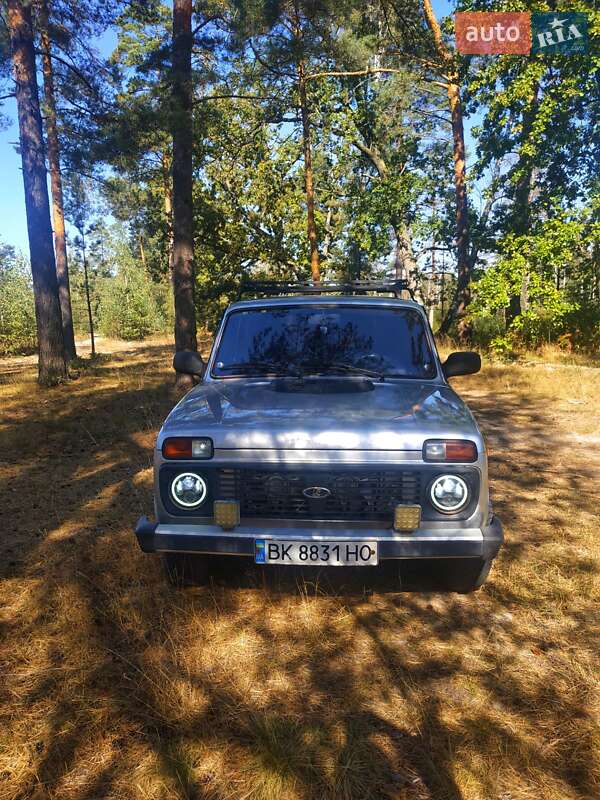 Позашляховик / Кросовер ВАЗ / Lada 2131 Нива 2010 в Рокитному