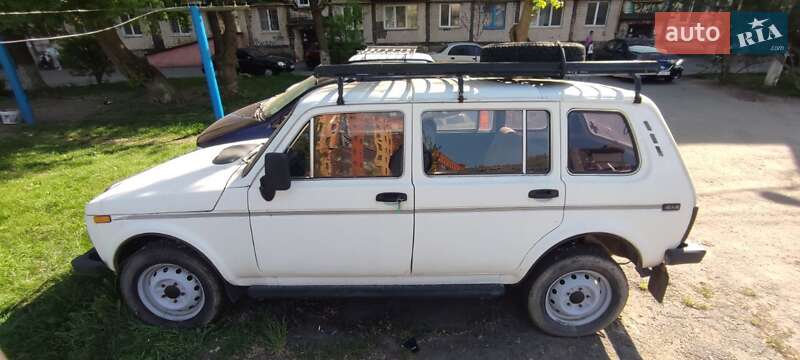 Позашляховик / Кросовер ВАЗ / Lada 2131 Нива 1998 в Вінниці