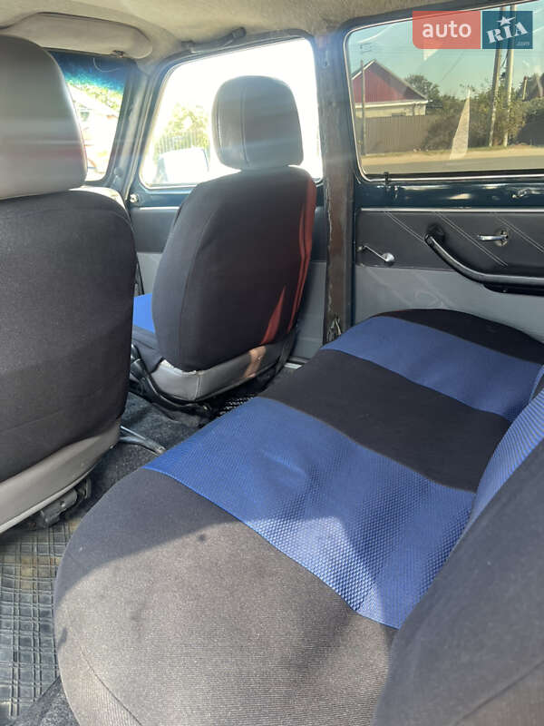 Позашляховик / Кросовер ВАЗ / Lada 2131 Нива 2000 в Брусилові