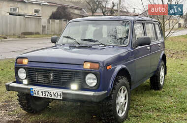 Позашляховик / Кросовер ВАЗ 2131 Нива 1998 в Харкові