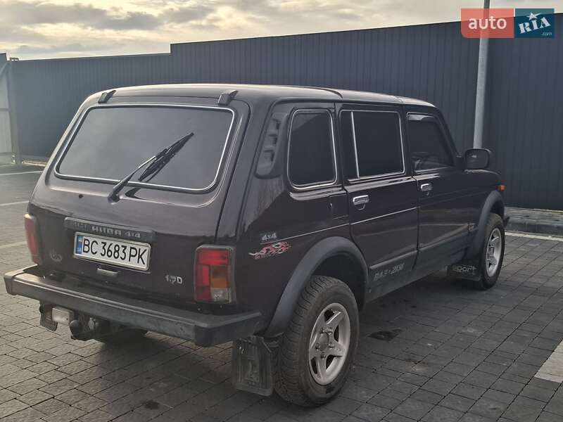 Внедорожник / Кроссовер ВАЗ / Lada 2131 Нива 2003 в Самборе