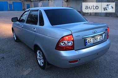 Седан ВАЗ / Lada 2170 Priora 2012 в Кривом Роге