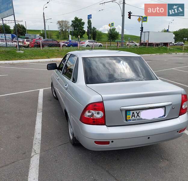 Седан ВАЗ / Lada 2170 Priora 2012 в Харкові
