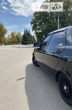 Седан ВАЗ / Lada 2170 Priora 2011 в Краматорске