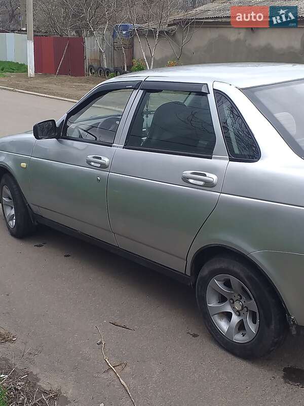 Седан ВАЗ / Lada 2170 Priora 2008 в Николаеве