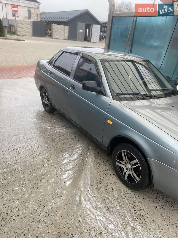 Седан ВАЗ / Lada 2170 Priora 2010 в Кривому Розі