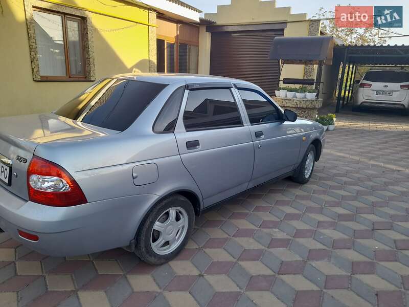 Седан ВАЗ / Lada 2170 Priora 2009 в Любашевке фото 9 Седан ВАЗ / Lada 2170 Priora 2009 в Любашевке