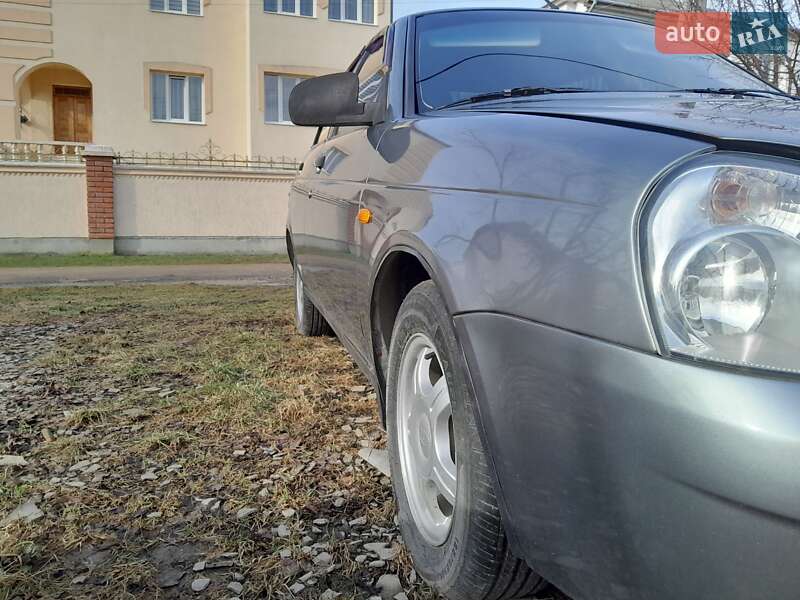 Седан ВАЗ / Lada 2170 Priora 2011 в Дрогобыче