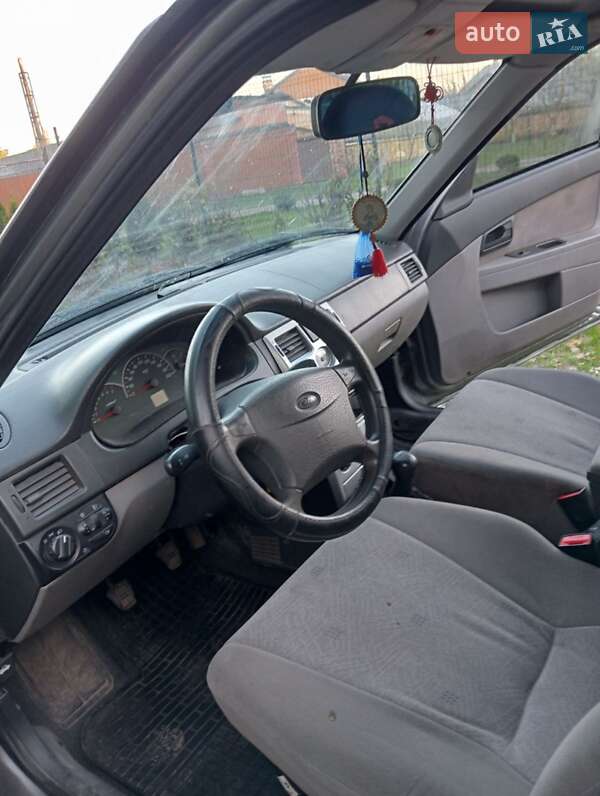 Седан ВАЗ / Lada 2170 Priora 2007 в Ровно