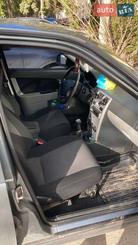 Седан ВАЗ / Lada 2170 Priora 2011 в Ровно