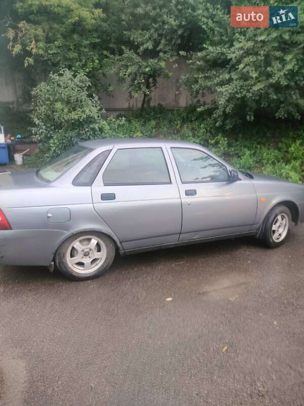 Седан ВАЗ / Lada 2170 Priora 2008 в Ровно