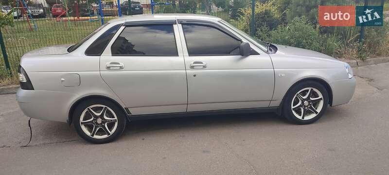 Седан ВАЗ / Lada 2170 Priora 2011 в Житомире
