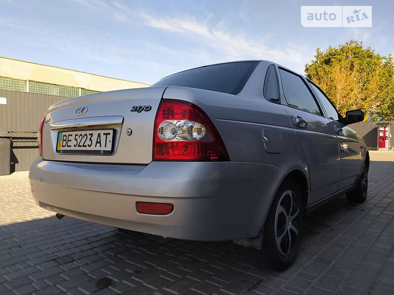 Седан ВАЗ / Lada 2170 Priora 2008 в Первомайську
