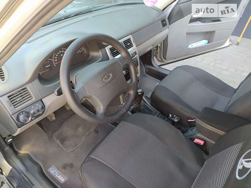 Седан ВАЗ / Lada 2170 Priora 2008 в Первомайську