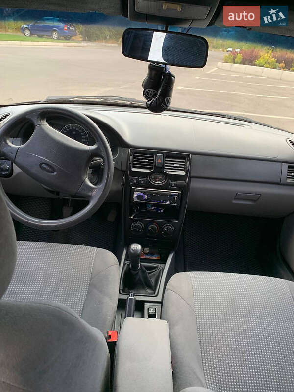 Седан ВАЗ / Lada 2170 Priora 2008 в Запорожье