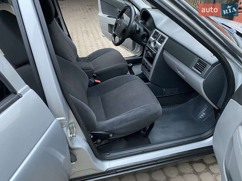 Седан ВАЗ / Lada 2170 Priora 2008 в Кам'янці-Бузькій