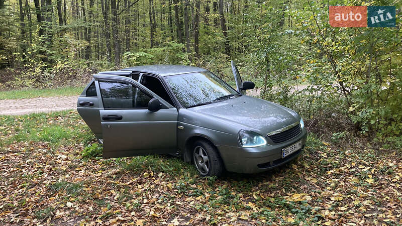 Седан ВАЗ 2170 Priora 2011 в 