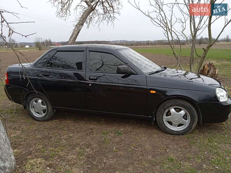 Седан ВАЗ / Lada 2170 Priora 2007 в Белогорье