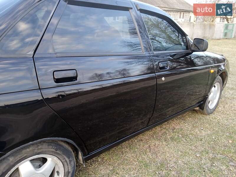 Седан ВАЗ / Lada 2170 Priora 2007 в Белогорье