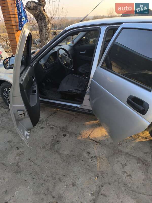 Седан ВАЗ / Lada 2170 Priora 2012 в Мурованых Куриловцах фото 2 Седан ВАЗ / Lada 2170 Priora 2012 в Мурованых Куриловцах