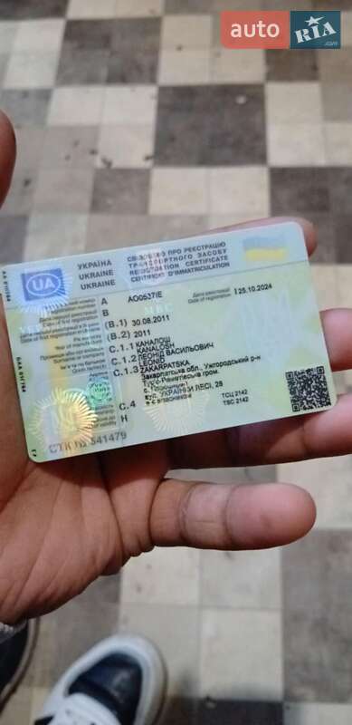 Седан ВАЗ / Lada 2170 Priora 2011 в Ужгороді